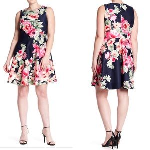 NWT Vince Camuto Floral Print Scuba Sleeveless